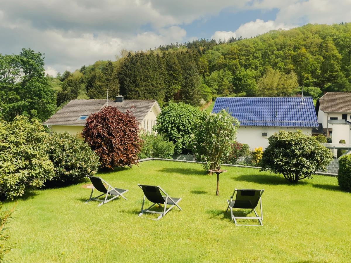 Nova Romantic Luxus Relax Apartments Mit Sauna, Nuerburgring, Adenauer Forst ภายนอก รูปภาพ